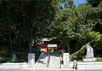 山門とポスター